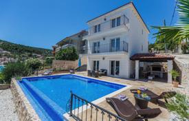 دو خانه بهم چسبیده – Trogir, Split-Dalmatia County, کرواسی. 950,000 €