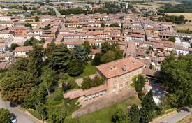 قلعه  – Piedmont, ایتالیا. 3,500,000 €