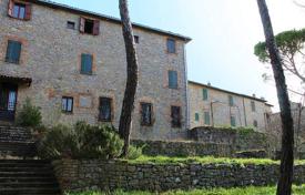 قلعه  – Montegabbione, Umbria, ایتالیا. 900,000 €